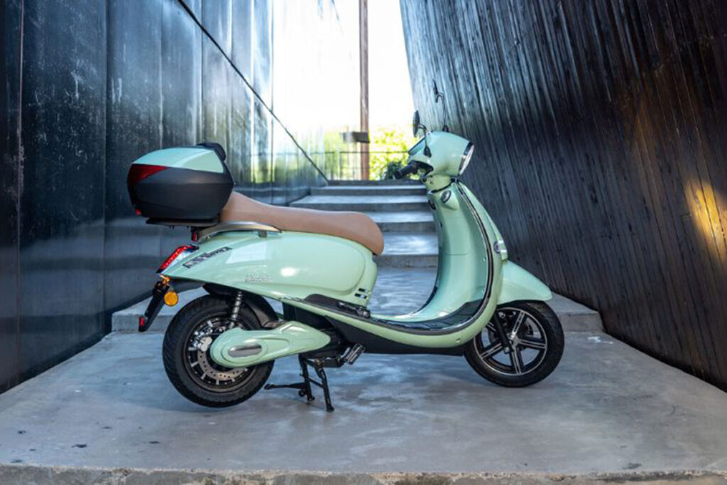 MOTOCICLETA ELÉCTRICA Efun PUSA 5Kw CATL - vehículos eléctricos