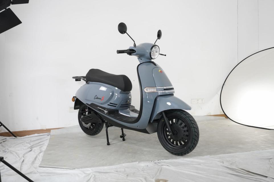 Velca Calima S (4) MOTOCICLETA ELÉCTRICA VELCA CALIMA S 25 5Kw - vehículos eléctricos