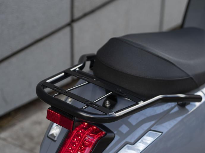 Velca Calima S – Parrilla MOTOCICLETA ELÉCTRICA VELCA CALIMA S 25 5Kw - vehículos eléctricos