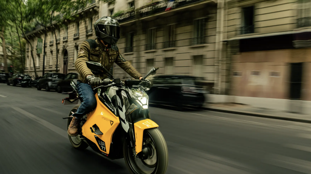 MOTOCICLETA ELÉCTRICA ULTRAVIOLETTE F77 - vehículos eléctricos