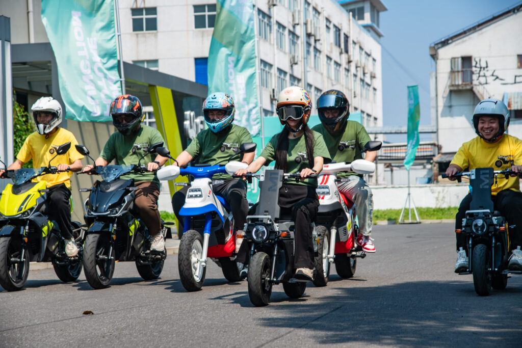 CICLOMOTOR FELO M1 1,2KW - vehículos eléctricos